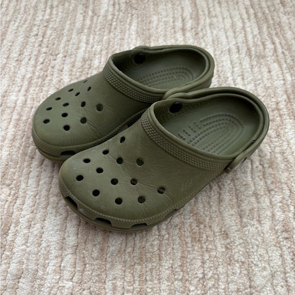 Kids green crocs size 10 11
